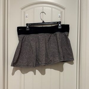 Lululemon Black and Gray Skort